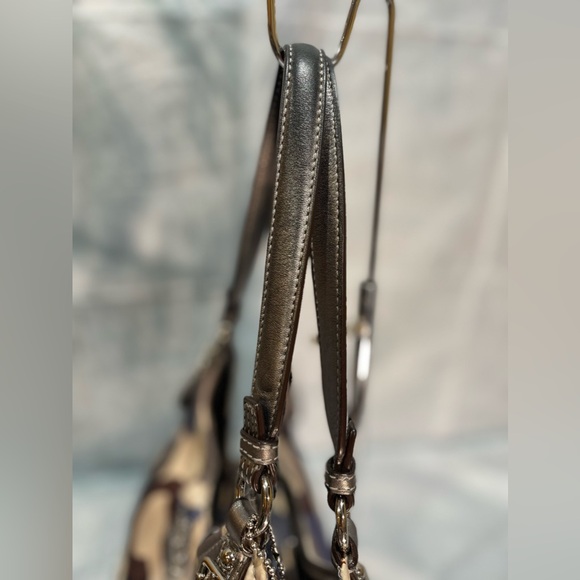 Coach Madison Graphic Op Art Bag - Picture 8 of 13